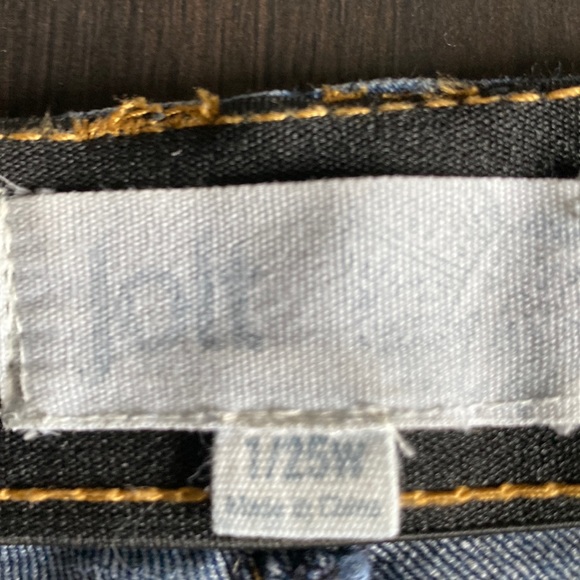 JOLT Jean Shorts. Sz 1/25. Very stretchy. Great condition. - Picture 4 of 4